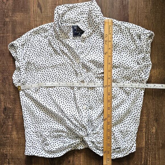 Abercombie & Fitch Twist Front Button Up Shirt, S Black & White Polka Dot - Picture 4 of 10